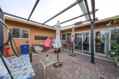 Charming home located in the desirable 55+ Sun City community! on Sun City-Willow Creek / Willow Brook  in Arizona - for sale on GolfHomes.com, golf home, golf lot