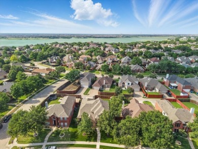 Gorgeously updated and meticulously maintained 4 bedroom, 2.5 on Stewart Peninsula Golf Course in Texas - for sale on GolfHomes.com, golf home, golf lot