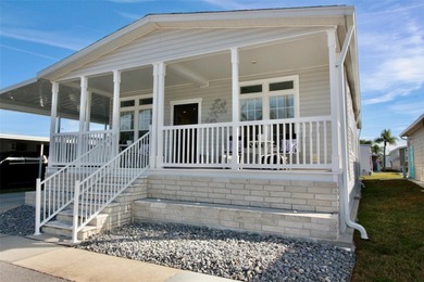 **GOLDEN GATE'S TAJ MAHAL** Magnificent 2 bedroom, 2 full bath on Mainlands Golf Club in Florida - for sale on GolfHomes.com, golf home, golf lot