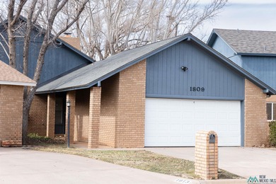 Nice patio home located on the golf course in Colonial Park on Chaparral Country Club in New Mexico - for sale on GolfHomes.com, golf home, golf lot