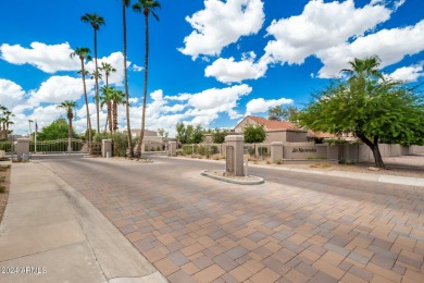 Charming northeast Phoenix patio home* gated community* single on Stonecreek Golf Club in Arizona - for sale on GolfHomes.com, golf home, golf lot