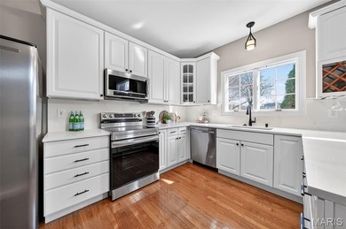 Winghaven has its newest listing, a detached villa in the on Winghaven Country Club in Missouri - for sale on GolfHomes.com, golf home, golf lot