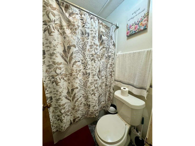 All ages Community. Great opportunity for investors. Charming on Inverrary Country Club in Florida - for sale on GolfHomes.com, golf home, golf lot