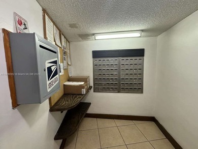 All ages Community. Great opportunity for investors. Charming on Inverrary Country Club in Florida - for sale on GolfHomes.com, golf home, golf lot