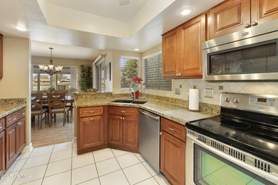 Cozy 2BR, 2BA Shawnee model on the golf course with special on Cottonwood Country Club in Arizona - for sale on GolfHomes.com, golf home, golf lot