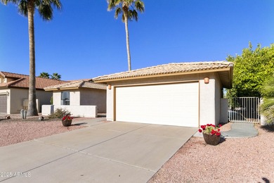 Cozy 2BR, 2BA Shawnee model on the golf course with special on Cottonwood Country Club in Arizona - for sale on GolfHomes.com, golf home, golf lot