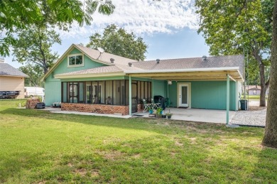 Charming 4-bedroom, 3-bath home in the gated Lake Kiowa on Lake Kiowa Golf Course in Texas - for sale on GolfHomes.com, golf home, golf lot