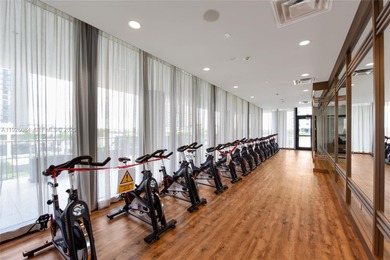 Beautiful 1-bedroom, 1-bath residence on the 19th floor offering on Doral Golf Resort in Florida - for sale on GolfHomes.com, golf home, golf lot