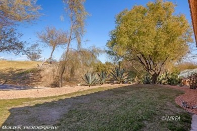 Gorgeous townhome right on the golf course! Spacious rooms and a on The Oasis Golf Club in Nevada - for sale on GolfHomes.com, golf home, golf lot