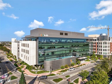 Beautiful 1-bedroom, 1-bath residence on the 19th floor offering on Doral Golf Resort in Florida - for sale on GolfHomes.com, golf home, golf lot