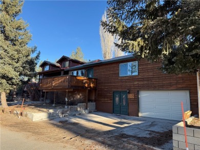 Location... Location... Location,  this beautiful 3 bedroom, 2 on Big Bear Mountain Ski and Golf Resort in California - for sale on GolfHomes.com, golf home, golf lot