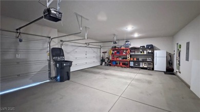 *Stunning Mountain Falls home with 3 beds, 2.5 baths, plus a den on Mountain Falls Golf Course in Nevada - for sale on GolfHomes.com, golf home, golf lot