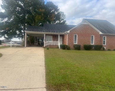 Lovely one level all brick duplex, Side A,  Large areas with on Wilson Country Club in North Carolina - for sale on GolfHomes.com, golf home, golf lot