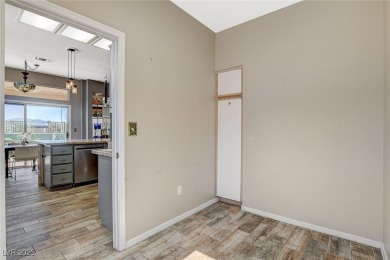 Hard-to-find gem! This 2 Bedroom + DEN, 2 Bath, 2 CAR on Highland Falls Golf Club in Nevada - for sale on GolfHomes.com, golf home, golf lot