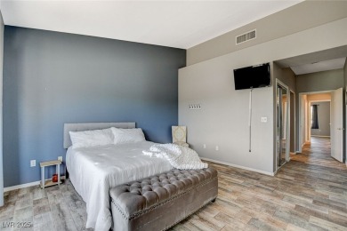 Hard-to-find gem! This 2 Bedroom + DEN, 2 Bath, 2 CAR on Highland Falls Golf Club in Nevada - for sale on GolfHomes.com, golf home, golf lot