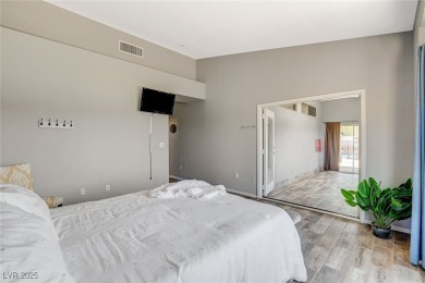 Hard-to-find gem! This 2 Bedroom + DEN, 2 Bath, 2 CAR on Highland Falls Golf Club in Nevada - for sale on GolfHomes.com, golf home, golf lot