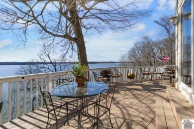 Great location on Lake Barkley, this home has 1600 sq ft of on Mineral Mound Golf Course in Kentucky - for sale on GolfHomes.com, golf home, golf lot