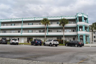 Beautiful Condo in Clearwater's Premier 55+ Golf Community. Move on On Top Of The World Golf Course in Florida - for sale on GolfHomes.com, golf home, golf lot
