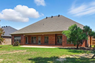 Live the Maumelle lifestyle in this 4 bedroom, 2.5 bath home on The Country Club of Arkansas in Arkansas - for sale on GolfHomes.com, golf home, golf lot