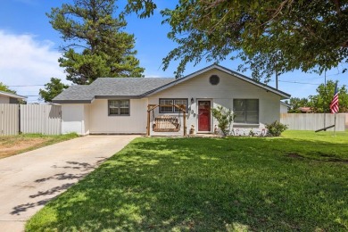 FORE!!! Charming 3 bedroom, 2 bath home located on corner of on Andrews County Golf Course in Texas - for sale on GolfHomes.com, golf home, golf lot