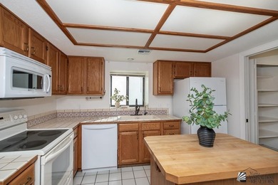 Located on the golf course in Mesa Del Sol, this well-maintained on Mesa Del Sol Golf Club in Arizona - for sale on GolfHomes.com, golf home, golf lot