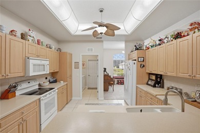 One or more photo(s) has been virtually staged. Move right in to on Hernando Oaks Golf and Country Club in Florida - for sale on GolfHomes.com, golf home, golf lot