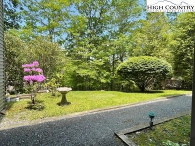 Great location of this Sugar Mountain Misty Woods 2 BR 2BA condo on Sugar Mountain Golf Course in North Carolina - for sale on GolfHomes.com, golf home, golf lot