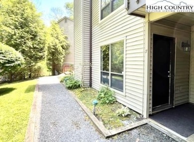 Great location of this Sugar Mountain Misty Woods 2 BR 2BA condo on Sugar Mountain Golf Course in North Carolina - for sale on GolfHomes.com, golf home, golf lot