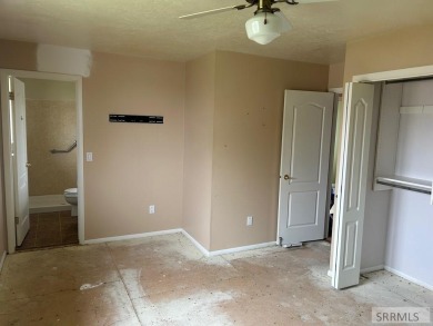 UPDATE!  Seller offering a $7,500 flooring allowance.  Welcome on Highland Golf Course in Idaho - for sale on GolfHomes.com, golf home, golf lot