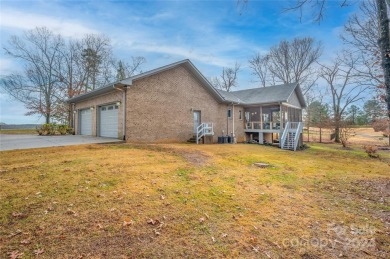 Beautifully Updated Home Located on Woodbridge Golf Course in on Woodbridge Golf Links in North Carolina - for sale on GolfHomes.com, golf home, golf lot