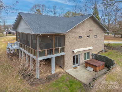 Beautifully Updated Home Located on Woodbridge Golf Course in on Woodbridge Golf Links in North Carolina - for sale on GolfHomes.com, golf home, golf lot