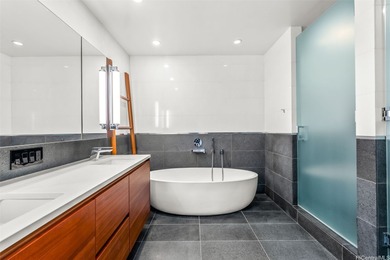 Exceptional 2-bedroom, 2-bath residence in Ward Village, a on Ala Wai Golf Course in Hawaii - for sale on GolfHomes.com, golf home, golf lot