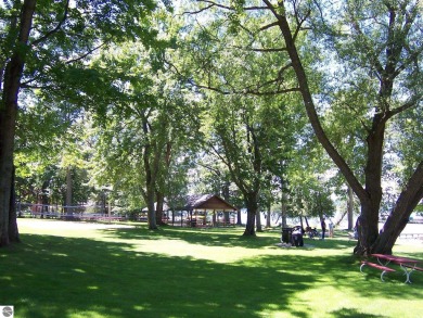 Very well maintained home on the Summit Golf Course at Shanty on  in Michigan - for sale on GolfHomes.com, golf home, golf lot