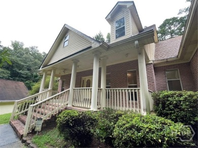 Welcome to 100 Goldfinch Circle--an all-brick ranch-style home on Turtle Cove Golf Course in Georgia - for sale on GolfHomes.com, golf home, golf lot