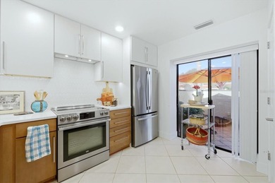 Beautifully Renovated 3BR Villa - Private Tropical Setting - on The Meadows Golf and Country Club in Florida - for sale on GolfHomes.com, golf home, golf lot