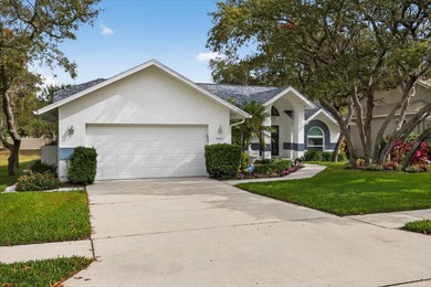 Immaculately kept and priced to sell in sought after Palm Harbor on Innisbrook Resort and Golf Club in Florida - for sale on GolfHomes.com, golf home, golf lot