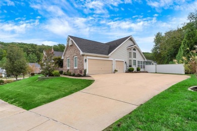 Remarkably updated atrium ranch in the Legends Golf Community! on Country Club at the Legends in Missouri - for sale on GolfHomes.com, golf home, golf lot