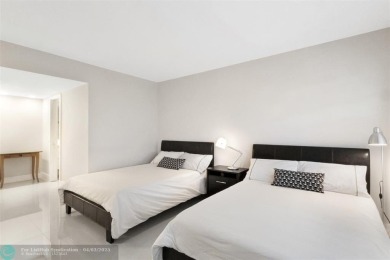 Move right away into this spacious and bright, beautifully on Palm-Aire Country Club and Resort - The Oaks in Florida - for sale on GolfHomes.com, golf home, golf lot