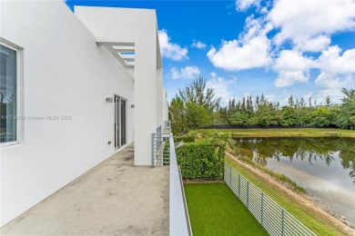 EXQUISITE TWO-STORY HOME IN THE HEART OF DORAL WITH STUNNING on Jim McLean Signature Course in Florida - for sale on GolfHomes.com, golf home, golf lot