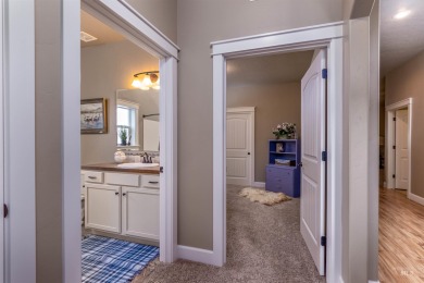 Looking for an 'aging in place' home, this is it w/3' doors & on Ridgecrest Golf Course in Idaho - for sale on GolfHomes.com, golf home, golf lot