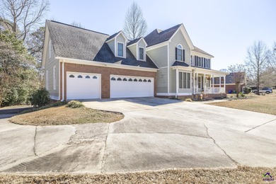Welcome to this beautifully maintained 4-bedroom, 2.5-bath home on Landings Golf Club in Georgia - for sale on GolfHomes.com, golf home, golf lot
