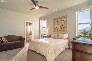 Experience gorgeous sunset views overlooking the 17th hole and on Oak Hills Golf Club / Umpqua Golf Resort in Oregon - for sale on GolfHomes.com, golf home, golf lot