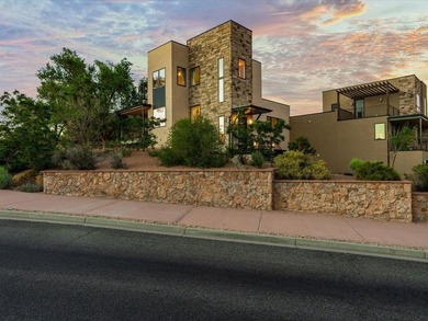 West Ridges Townhouse is a 2,617# square foot luxury residence on The Golf Club At Redlands Mesa in Colorado - for sale on GolfHomes.com, golf home, golf lot