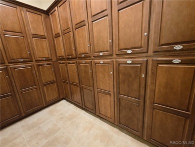 THE ENTERTAINER - HOME FOR THE HOLIDAYS! YEARLY BLOW OUT SALE! on Inverness Golf and Country Club in Florida - for sale on GolfHomes.com, golf home, golf lot