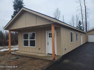 New Construction! Buy now and pick you colors.. Spacious on Sandpoint Elks Golf Course in Idaho - for sale on GolfHomes.com, golf home, golf lot