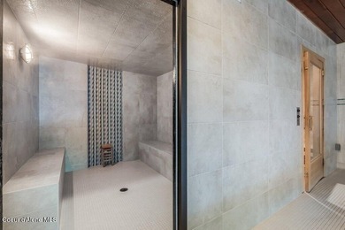 Beautifully updated and fully furnished, large 1 bed, 1 bath on Stoneridge Golf Club in Idaho - for sale on GolfHomes.com, golf home, golf lot