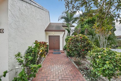 JUST ANNOUNCED - SELLERS WILL REPLACE THE PEAKED ROOF BEFORE on Poinciana Golf Club in Florida - for sale on GolfHomes.com, golf home, golf lot