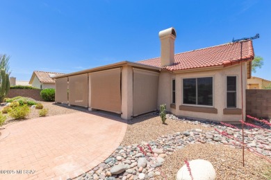 VIEWS! VIEWS! VIEWS! Located in the heart of Oro Valley, nestled on El Conquistador Country Club - Conquistador in Arizona - for sale on GolfHomes.com, golf home, golf lot