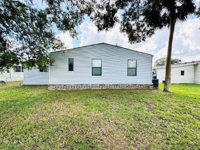 Beautifully Renovated Home in Schalamar Creek - A Premier 55+ on Schalamar Creek Golf and Country Club in Florida - for sale on GolfHomes.com, golf home, golf lot