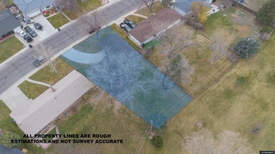 Welcome to this beautiful 3-bedroom, 2-bath tri-level located on on Paradise Valley Country Club in Wyoming - for sale on GolfHomes.com, golf home, golf lot